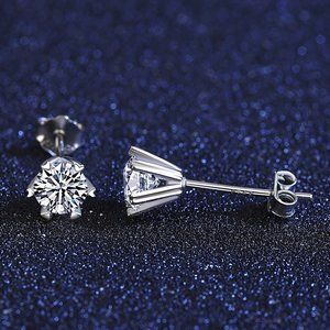 1 Carats Moissanite Stud Earrings- Ideal Gift For Her